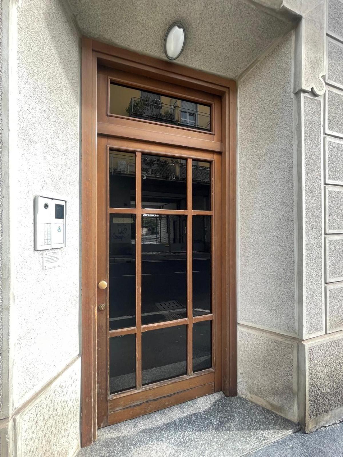 Gelsomino Appartamento Con Posto Auto Nel Centro Di Monza Exterior photo